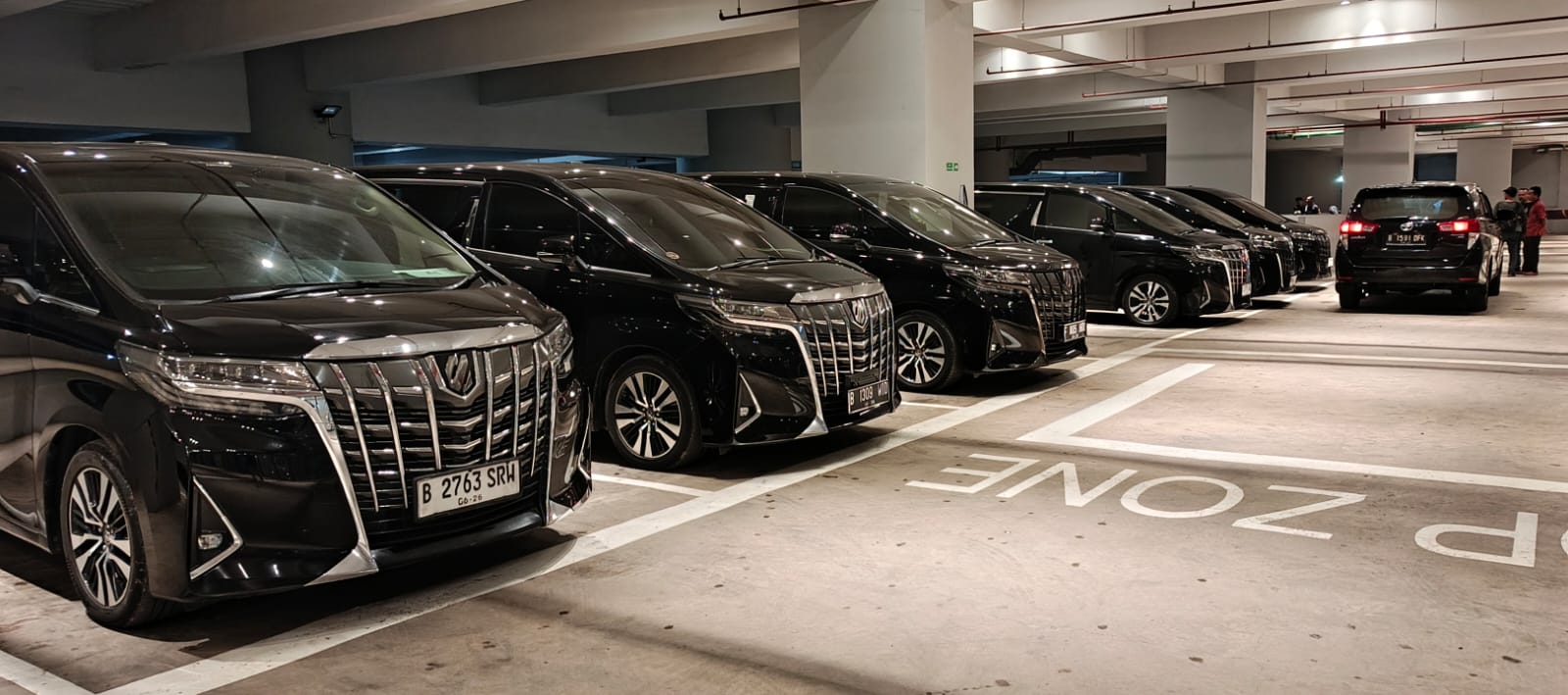 sewa alphard jakarta,rental alphard jakarta,sewa alphard terbaik,rental alphard terbaik